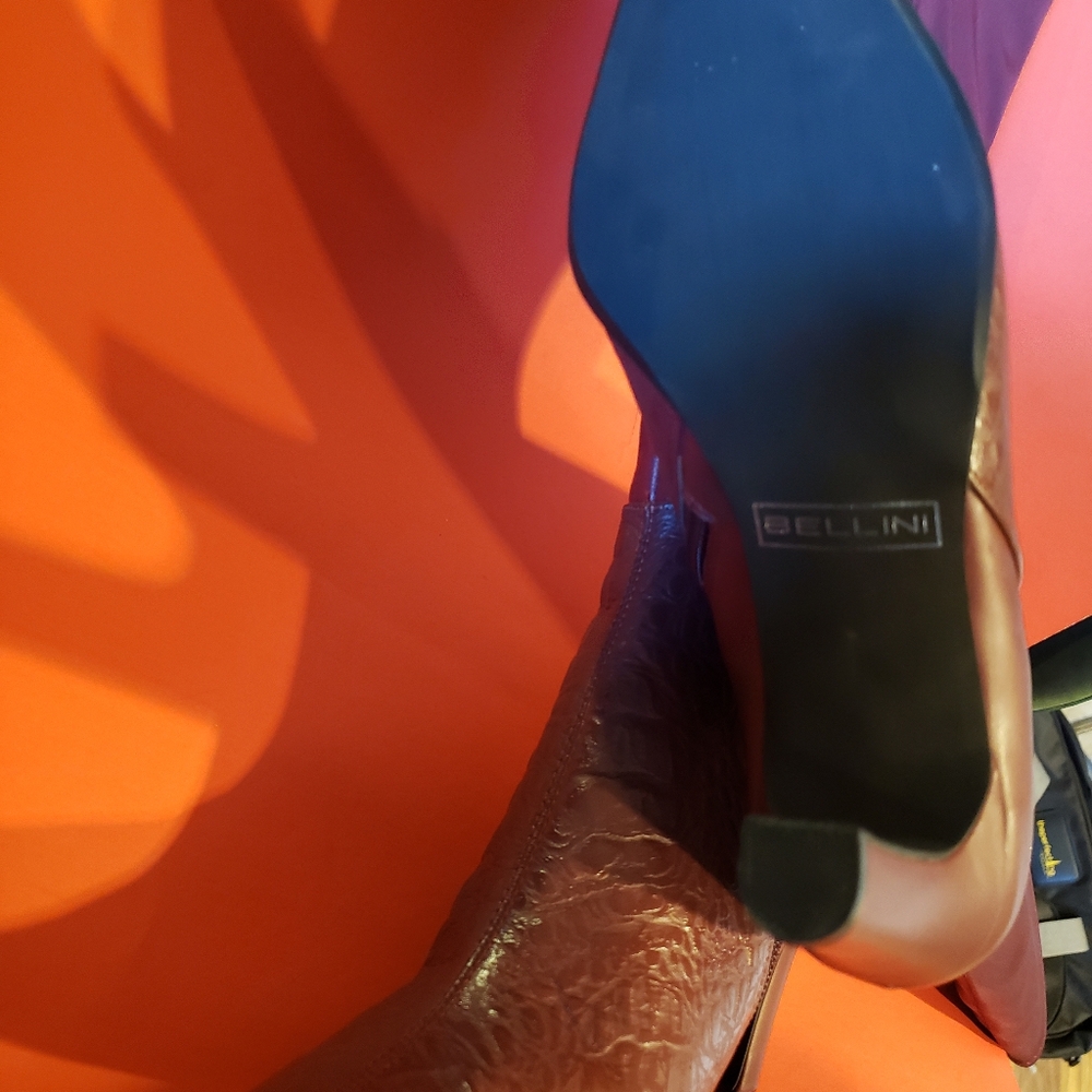 Ladie's High top boots - Picture 3 of 6